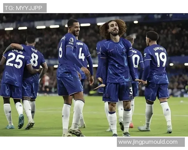 欧冠激战：里昂逆转切尔西绝杀时刻引发争议判罚全场沸腾